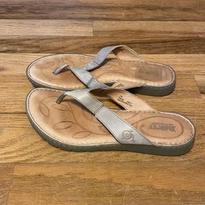 Lightly worn comfy cute born flip-flops